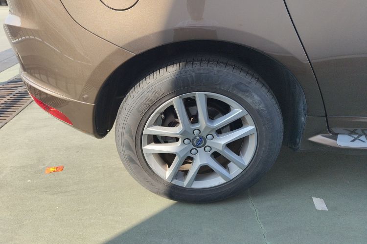 沃尔沃XC60 2017款 T5 智进升级版车身外观6008