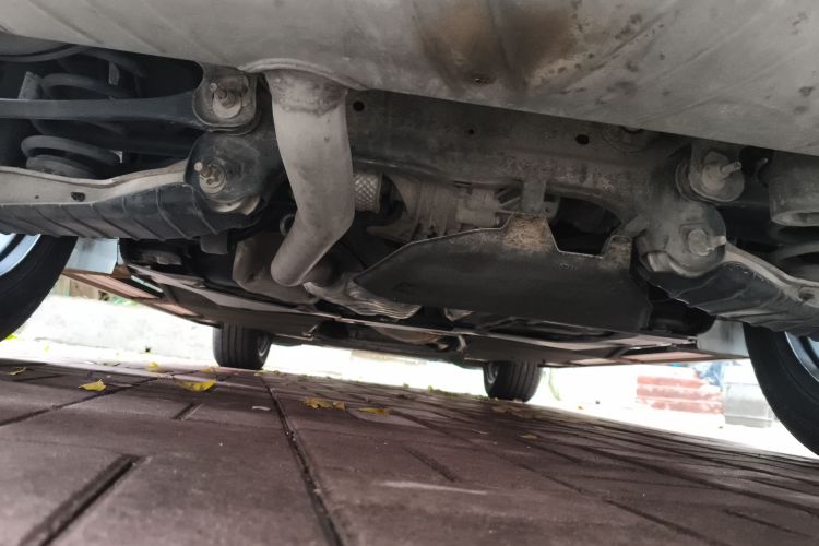 奥迪Q5L 2018款 40 TFSI 荣享时尚型 国VI局部细节9009