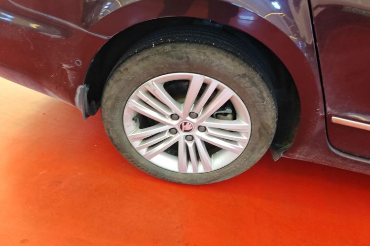 斯柯达 速派 2013款 2.0TSI DSG尊仕版车身外观6002