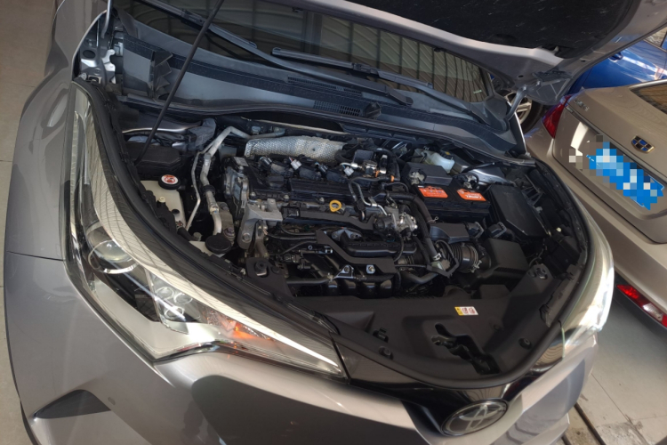 丰田 奕泽IZOA 2018款 2.0L 奕驰版 国VI机舱底盘24