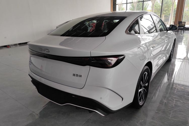 比亚迪 海豹06新能源 2024款 DM-i 120KM尊荣型车身外观7