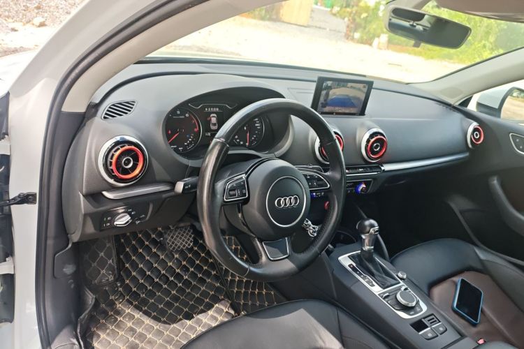 奥迪A3 2015款 Limousine 40 TFSI 自动舒适型中控内饰7002