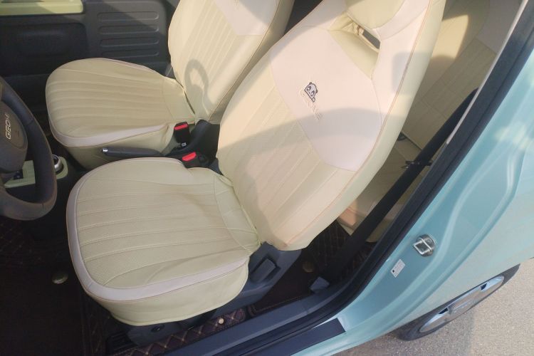 吉利银河 2024款 熊猫mini 200km 耐力熊中控内饰19