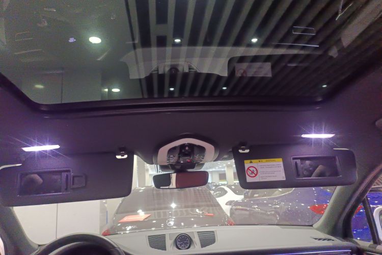 保时捷 2023款 Macan 2.0T中控内饰22