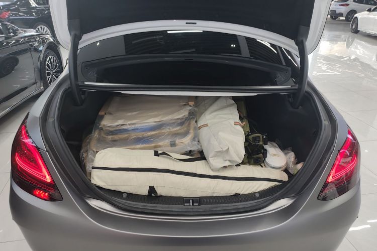 奔驰C级 2021款 C 260 L 运动星耀臻藏版机舱底盘23