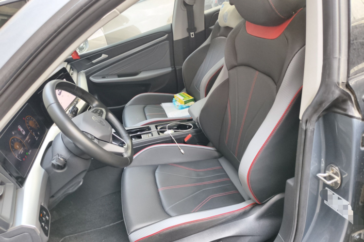 大众 2022款 凌渡L 280TSI DSG炫辣版中控内饰19