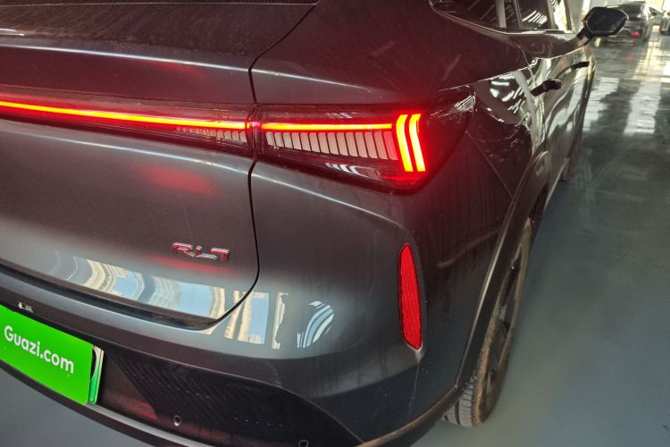 睿蓝汽车 睿蓝7 2023款 605km 逐风车身外观9