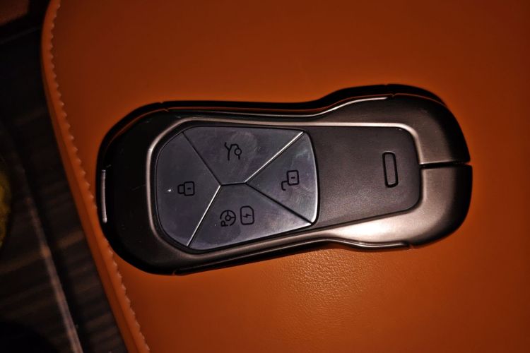 小鹏G9 2022款 702 Pro中控内饰11