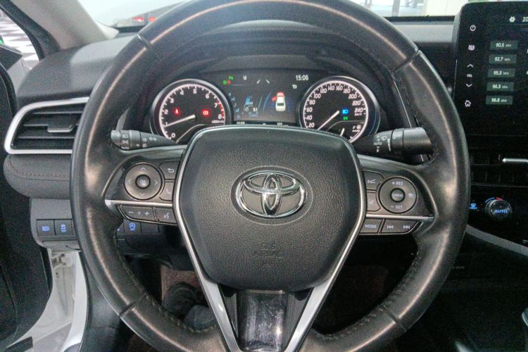 丰田 凯美瑞 2021款 2.0G 豪华版中控内饰13