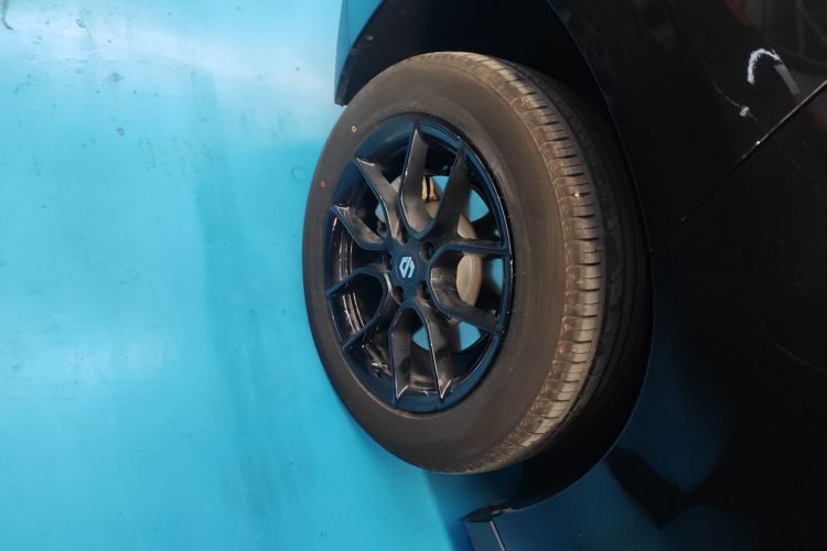 零跑汽车 零跑C10 2026款 605悦享版车身外观6008