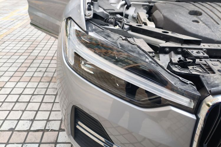 沃尔沃XC60 2023款 B5 四驱智远豪华版车身外观8