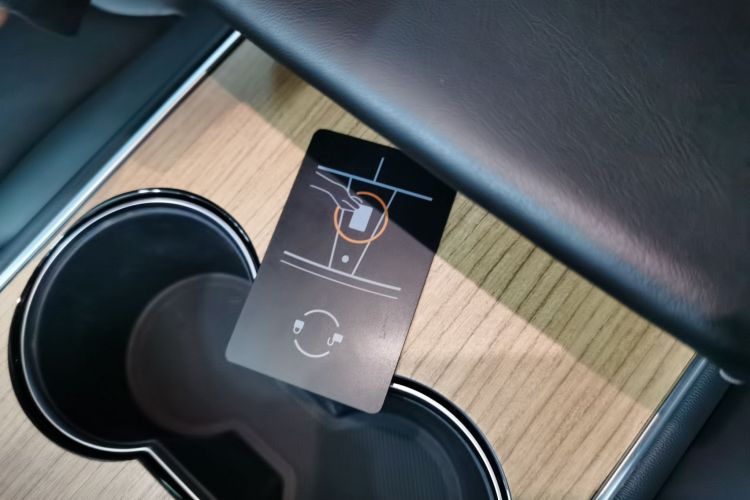 特斯拉 Model 3 2020款 改款 标准续航后驱升级版中控内饰7001