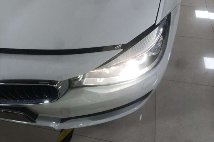 宝马3系GT 2013款 320i 领先型局部细节36