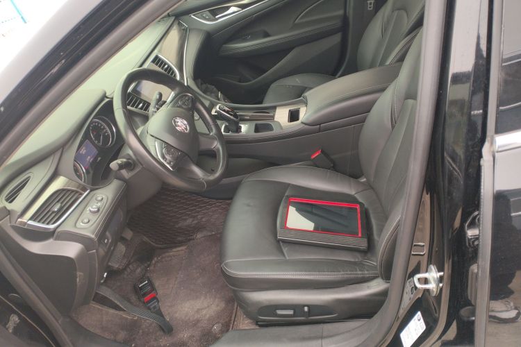 别克 君越 2022款 552T 豪华型局部细节19