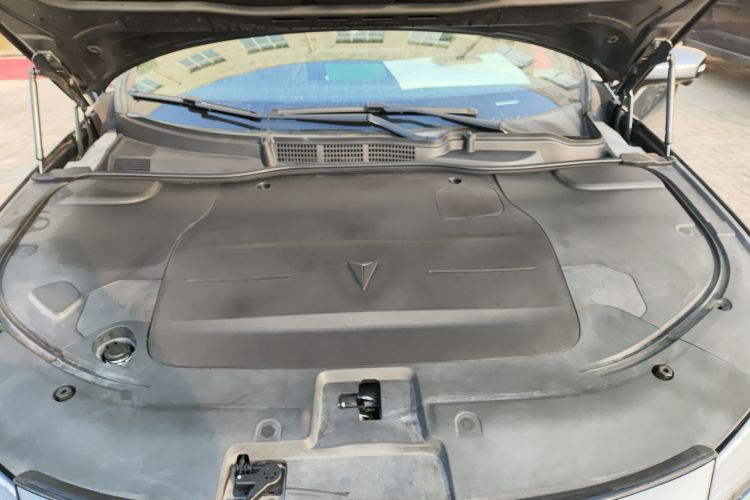 深蓝汽车 深蓝SL03 2023款 135Plus增程版机舱底盘24