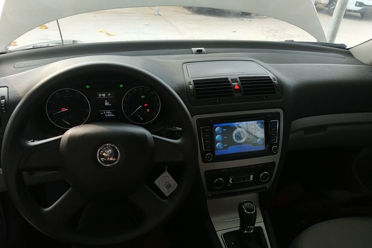 斯柯达 明锐 2014款 1.4TSI DSG逸俊版中控内饰12