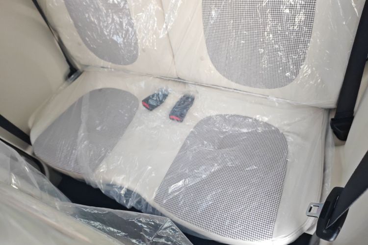 奔腾小马 2026款 222km 萌趣马 Plus中控内饰7004