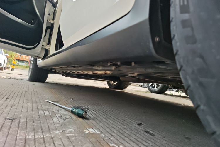 奔驰GLC 2019款 GLC 200 L 4MATIC局部细节9002