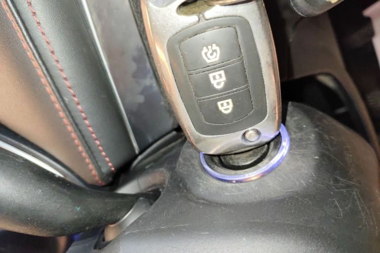 东风风光 风光500 2021款 1.5L 手动乐享型中控内饰7001