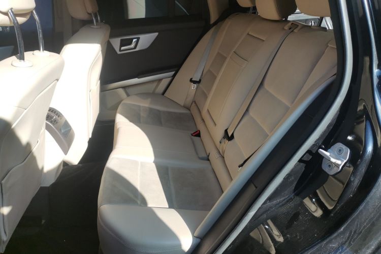 奔驰GLK级 2015款 GLK 300 4MATIC 时尚型 极致版中控内饰21