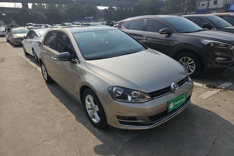 大众 高尔夫 2017款 1.6L 自动舒适百万辆纪念版车身外观3