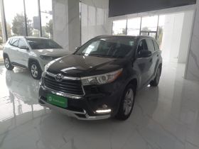 丰田 汉兰达 2017款 2.0T 四驱豪华版 7座