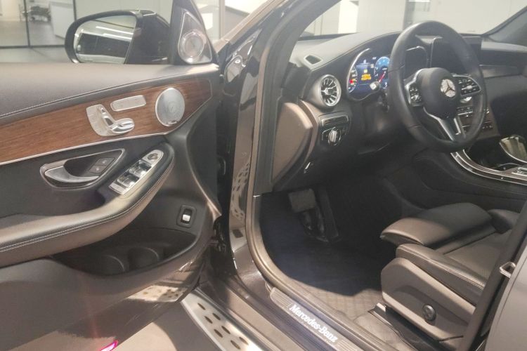 奔驰GLC 2021款 GLC 300 L 4MATIC 动感型中控内饰20