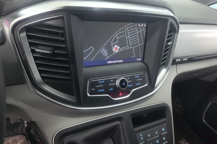 江淮瑞风 瑞风M4 2019款 商旅系列 2.0L 手动商务型 国VI中控内饰16