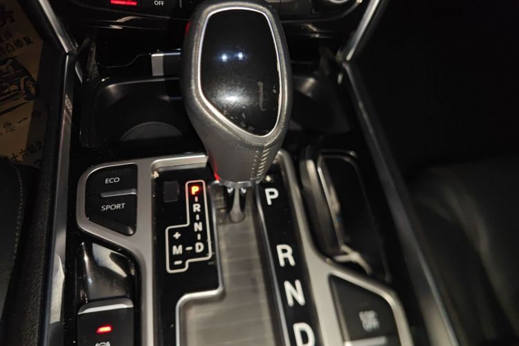 吉利汽车 博瑞 2015款 1.8T 旗舰型中控内饰18