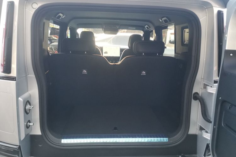 奇瑞iCAR V23 2025款 401两驱智驾版机舱底盘23