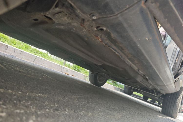 大众 桑塔纳经典 2007款 1.8L 景畅型局部细节9004