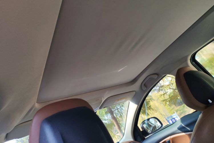 东南DX7 2015款 1.5T 自动精英型中控内饰22