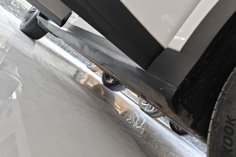 ARCFOX极狐 极狐 阿尔法T5(ARCFOX αT5) 2025款 630 神行版局部细节9001