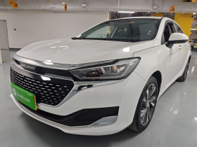 北京汽车 北京U7 2019款 1.5T CVT精英版 国V