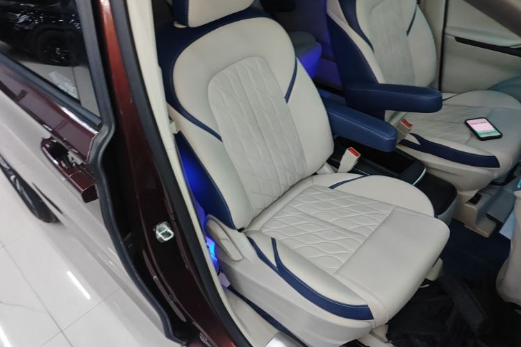 别克GL8 2023款 ES陆尊 舒适型局部细节41