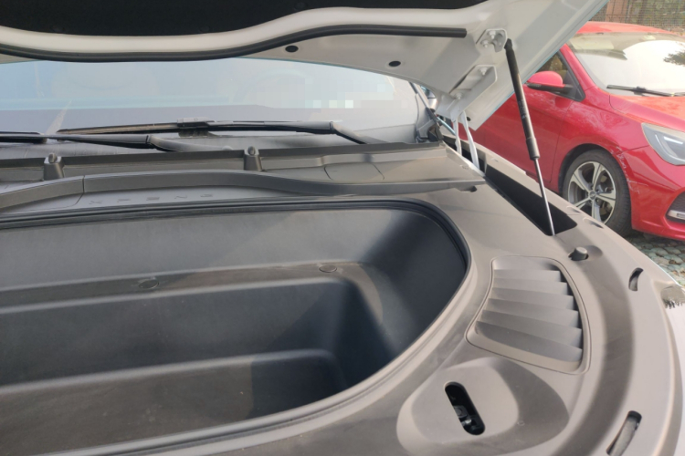 小鹏G9 2024款 570 Max局部细节9007