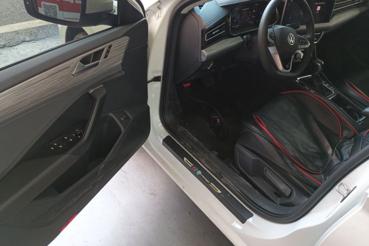 大众 速腾 2023款 300TSI DSG超越版中控内饰7003