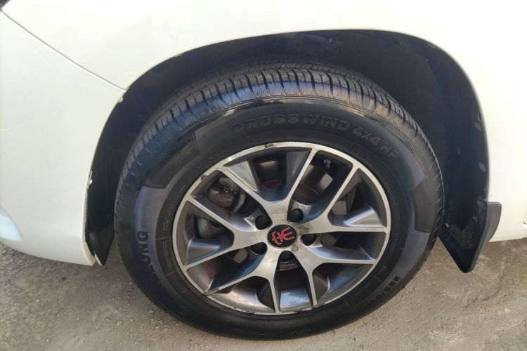 比亚迪 宋 2016款 盖世版 1.5TI 手动豪雅型车身外观6007