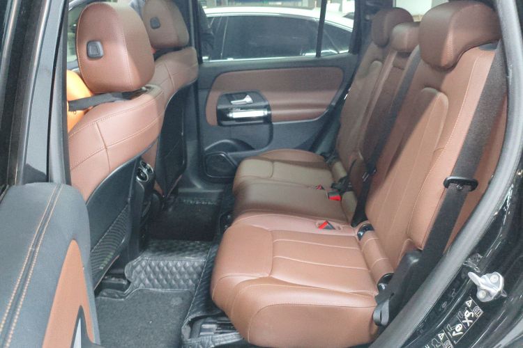 奔驰GLB 2021款 GLB 200 时尚型中控内饰21