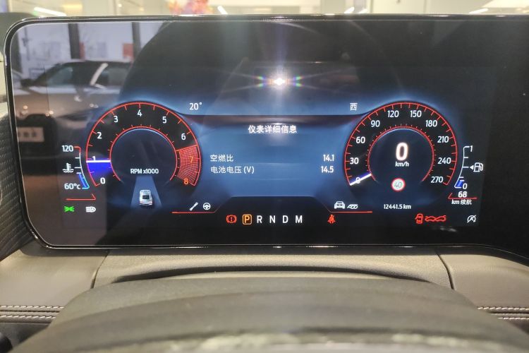 福特 Mustang 2024款 2.3T EcoBoost 硬顶性能版中控内饰14