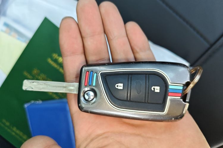 丰田 奕泽IZOA 2021款 2.0L 奕行版中控内饰11