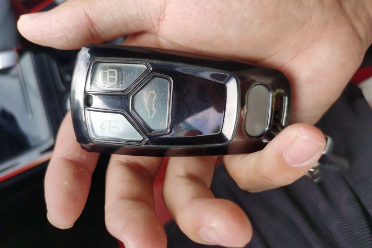 东风风神 奕炫 2021款 230T 自动追影骑士版中控内饰11