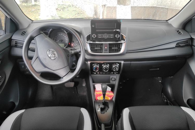 丰田 YARiS L 致炫 2020款 1.5L CVT领先版中控内饰12