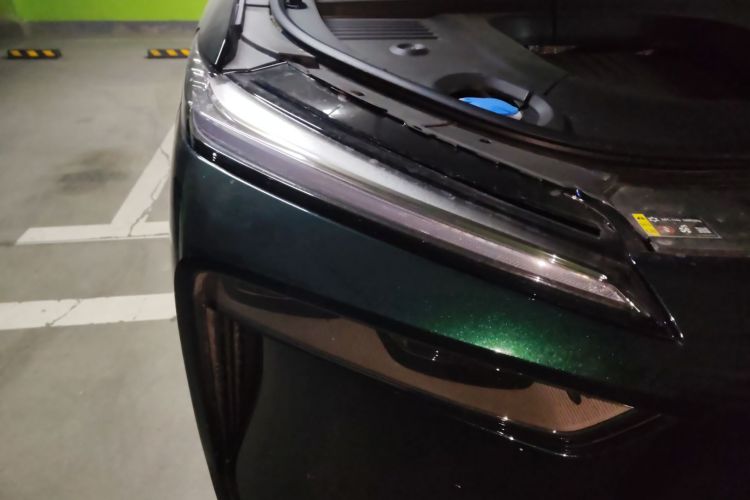 魏牌 蓝山 2025款 四驱 Max车身外观8