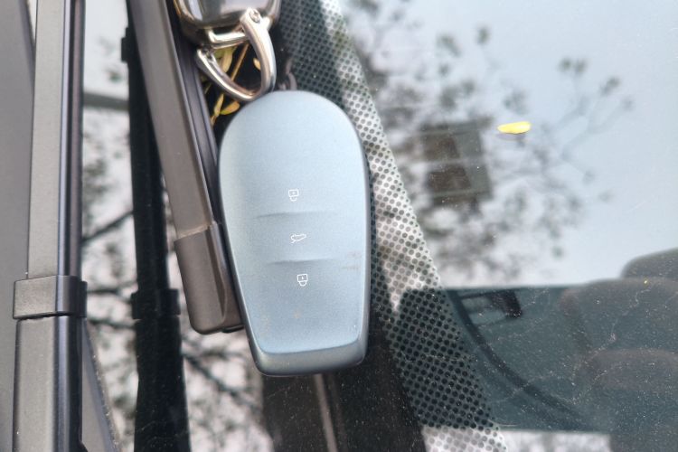 日产N7 2025款 625 Pro中控内饰7001