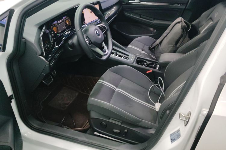 大众 高尔夫 2023款 改款 280TSI DSG R-Line Lite中控内饰19