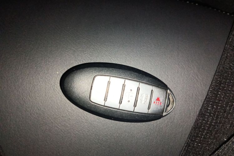 哪吒汽车 2023款 哪吒U-Ⅱ 挑战版 500 U秀 磷酸铁锂中控内饰7001