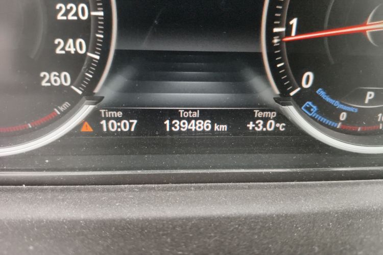 宝马5系 2017款 528Li 豪华设计套装中控内饰15