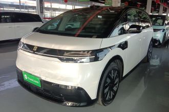 极氪MIX 2025款 长续航智驾版