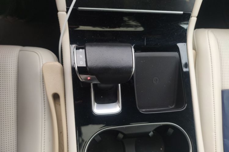 理想汽车 理想ONE 2020款 增程6座版局部细节18